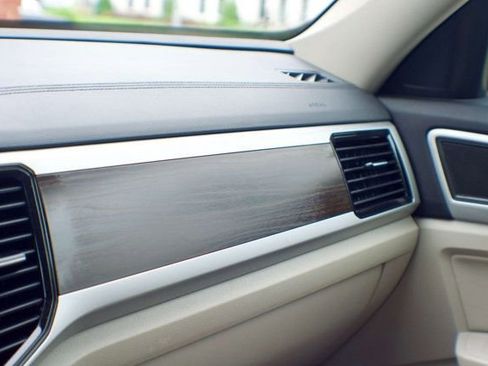 Used 2022 Volkswagen Atlas SE image 41