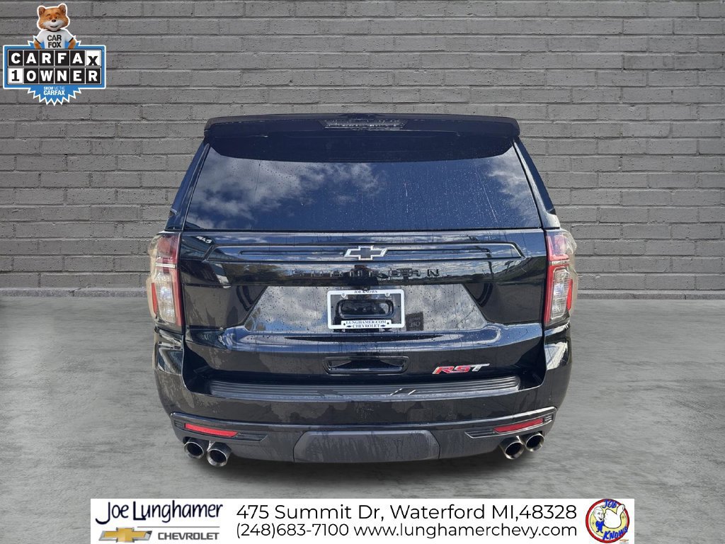 Used 2023 Chevrolet Suburban RST w/ Sport Performance Package AWD/4WD image 4