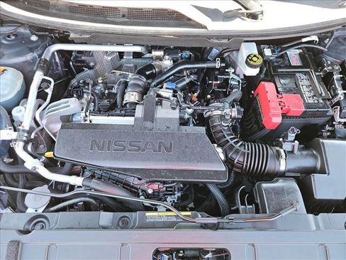 Used 2024 Nissan Rogue S FWD image 27