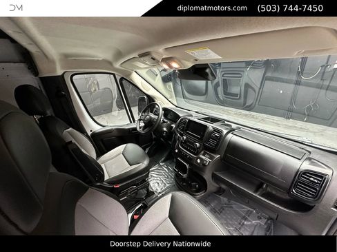 Used 2024 RAM ProMaster 2500 w/ Convenience Group image 19