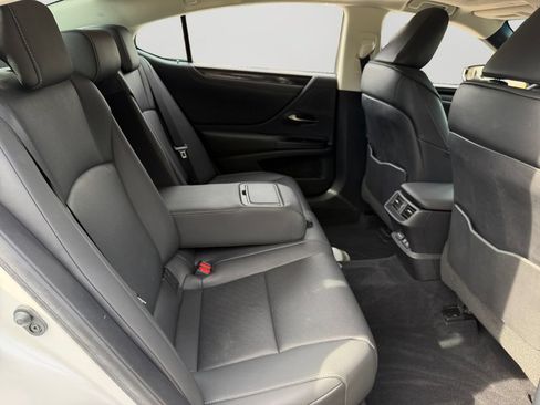Used 2021 Lexus ES 350 w/ Accessory Package 2 FWD image 8
