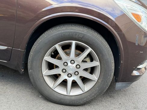 Used 2017 Buick Enclave Leather image 14