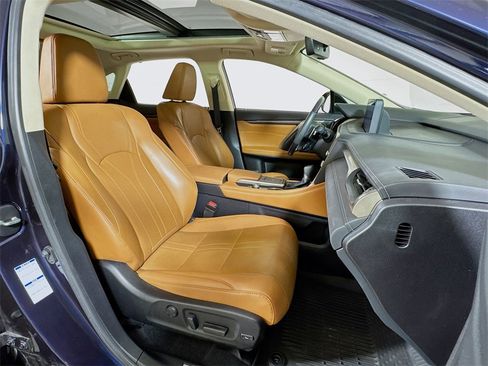 Used 2022 Lexus RX 450h AWD w/ Luxury Package image 27