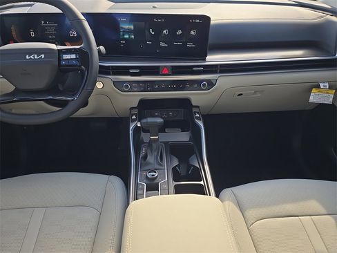 New 2026 Kia Sorento S image 14