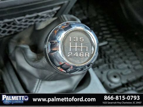 Used 2018 Jeep Wrangler Unlimited Rubicon AWD/4WD image 22