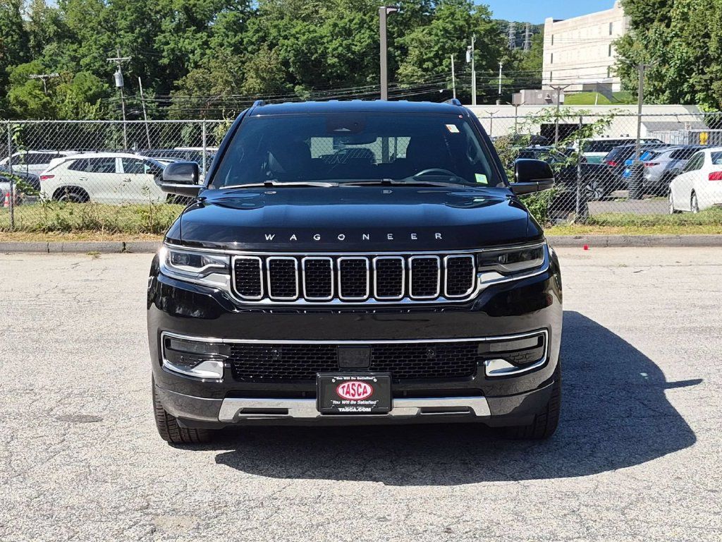 Used 2022 Jeep Wagoneer Series III AWD/4WD image 13