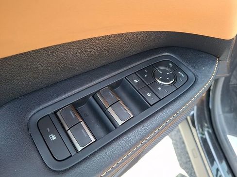 Used 2025 Lexus RX 350 FWD w/ Technology Package image 20