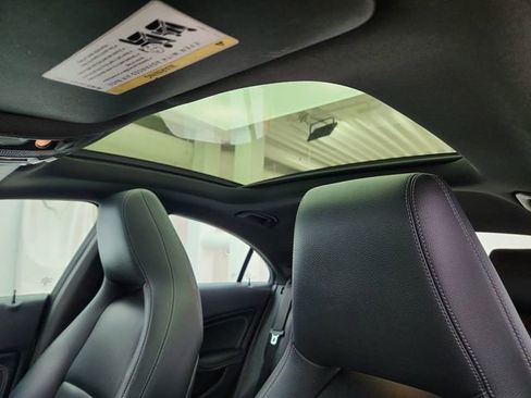 Used 2017 Mercedes-Benz CLA 250 4MATIC image 11