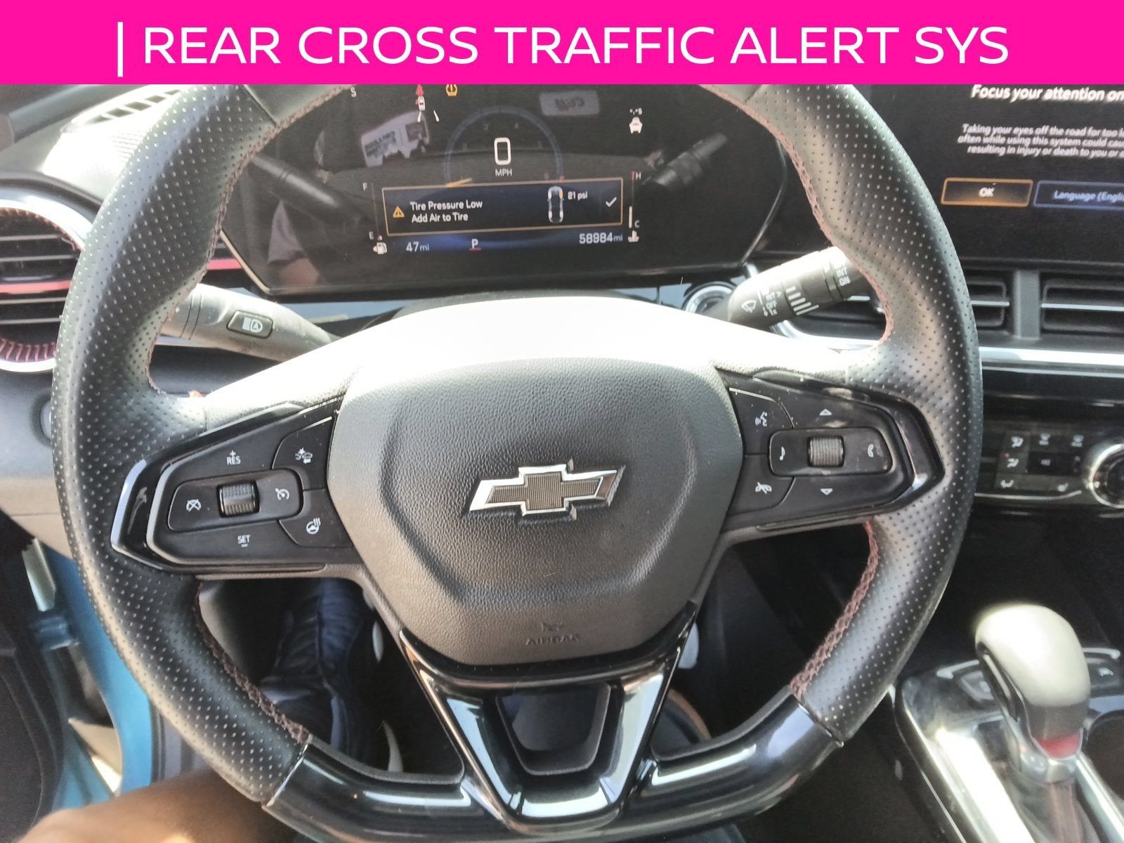 Used 2025 Chevrolet Trax RS FWD image 13