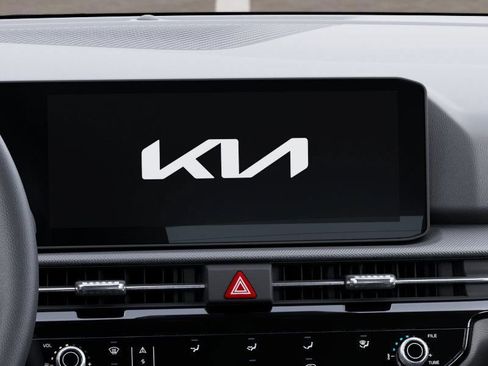 Certified 2026 Kia Sportage LX FWD image 20