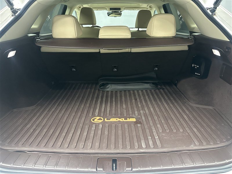 Used 2020 Lexus RX 350 AWD w/ Premium Package image 17