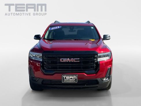 Used 2023 GMC Acadia SLE w/ Driver Convenience Package image 2