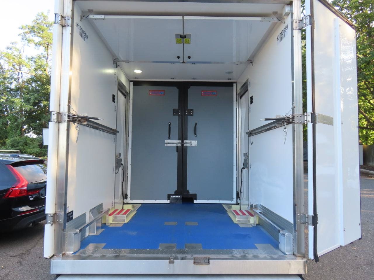 Used 2023 Ford E-350 and Econoline 350 Super Duty w/ Power Windows & Locks Group RWD image 25
