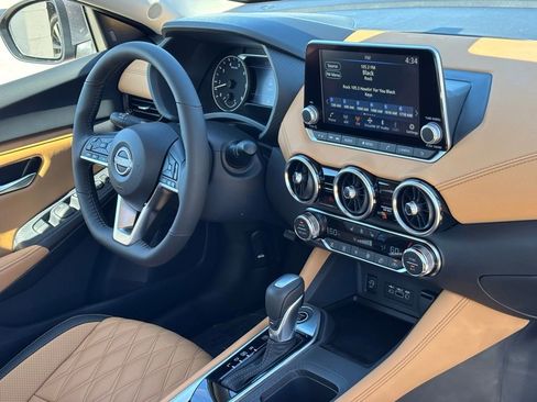 New 2025 Nissan Sentra SV w/ SV Premium Package image 25