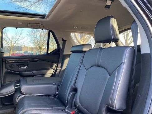 Certified 2024 Honda Pilot Elite image 17