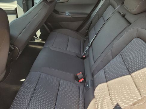 New 2026 Chevrolet Equinox LT image 9