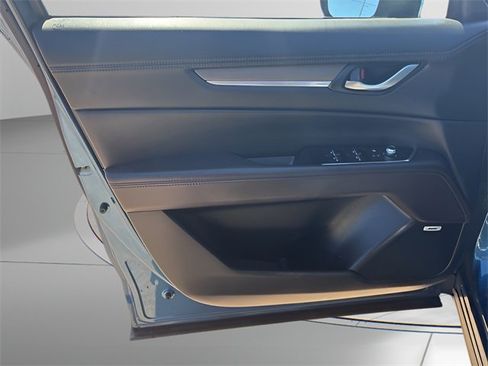 Used 2022 MAZDA CX-5 Signature image 15