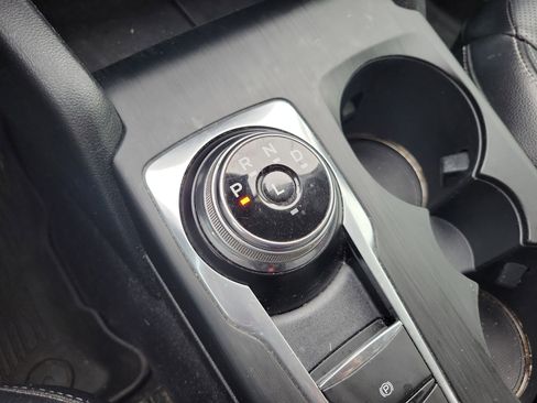 Used 2020 Ford Escape Titanium image 38