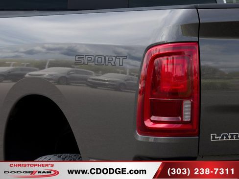 New 2026 RAM 2500 Laramie AWD/4WD image 9