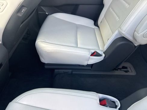 Certified 2024 Hyundai Santa Fe Calligraphy image 76