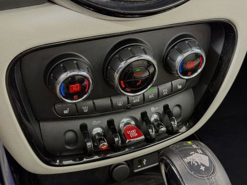 Used 2019 MINI Cooper Clubman S w/ Starlight Blue Edition image 17