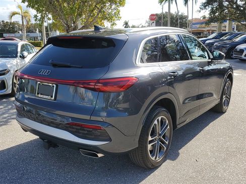 Used 2025 Audi Q5 Premium Plus w/ Premium Plus image 4