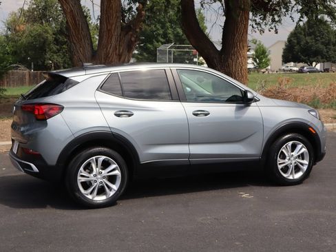 Used 2023 Buick Encore GX Preferred w/ Cold Weather Comfort Package FWD image 4