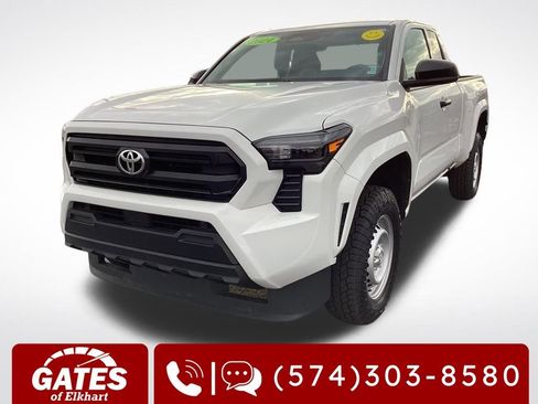 Used 2024 Toyota Tacoma SR image 5