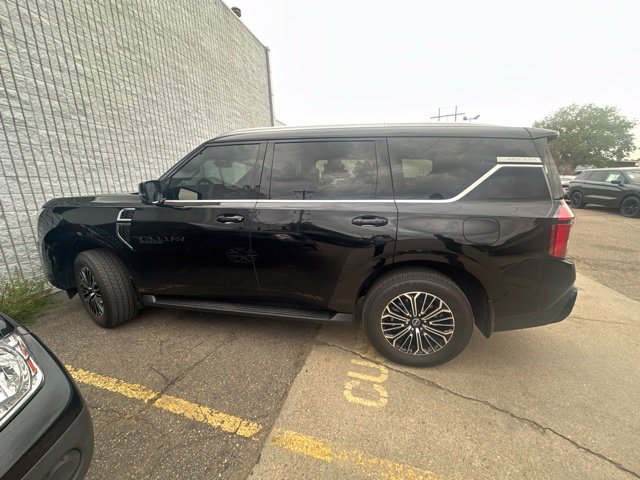 Used 2026 Nissan Armada Platinum AWD/4WD image 3