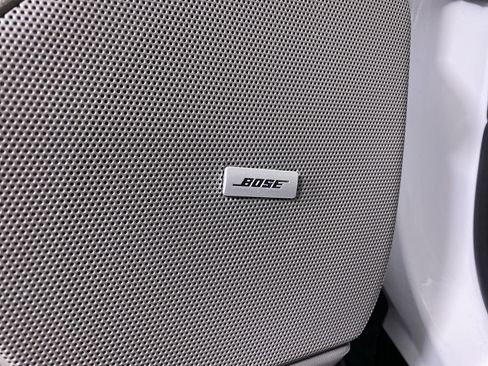 Certified 2021 Cadillac XT6 Premium Luxury w/ LPO, Floor Liner Package image 13