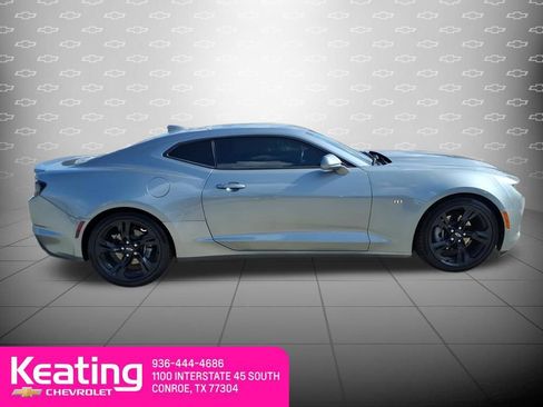 Used 2023 Chevrolet Camaro LT w/ RS Package RWD image 4