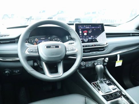 New 2026 Jeep Compass Limited image 2