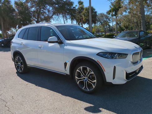 New 2026 BMW X5 xDrive40i w/ Climate Comfort Package image 2