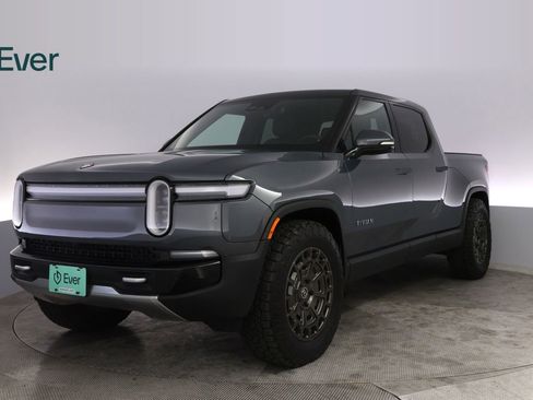Used 2025 Rivian R1T Adventure AWD/4WD image 2
