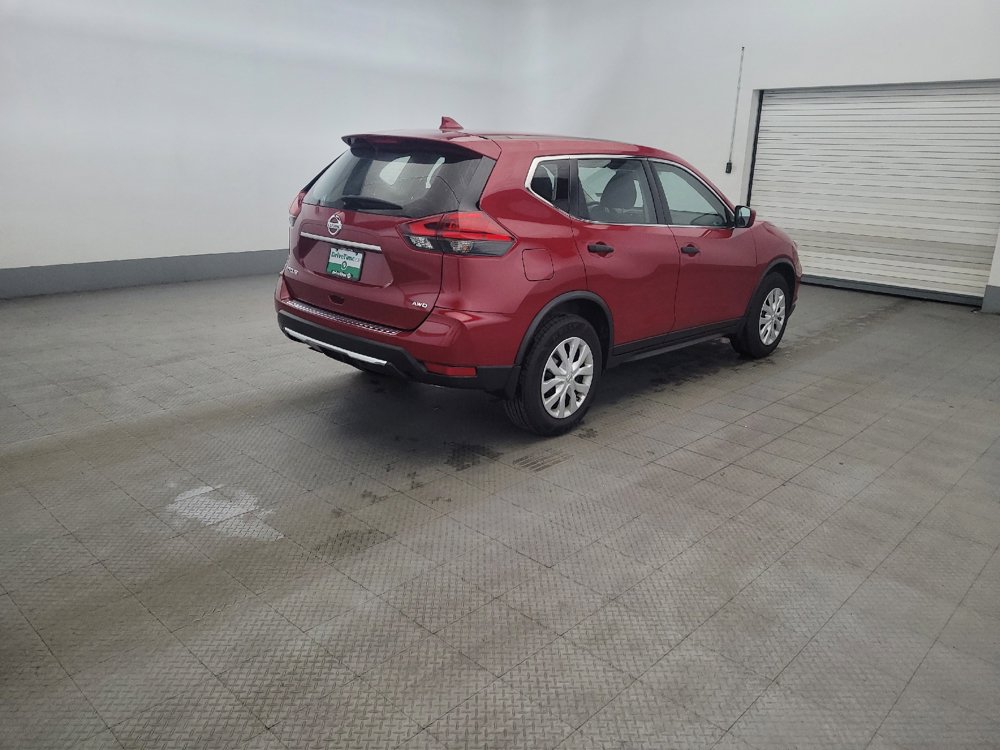Used 2017 Nissan Rogue S AWD/4WD image 9
