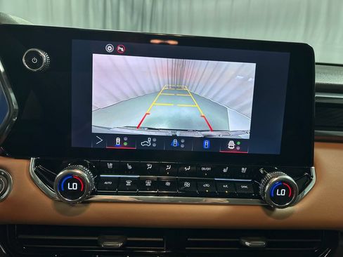 New 2026 GMC Canyon AT4 w/ Technology Plus Package AWD/4WD image 16