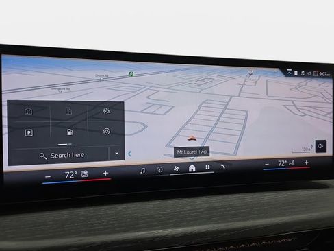 Certified 2025 BMW 330i xDrive Sedan w/ Convenience Package AWD/4WD image 18