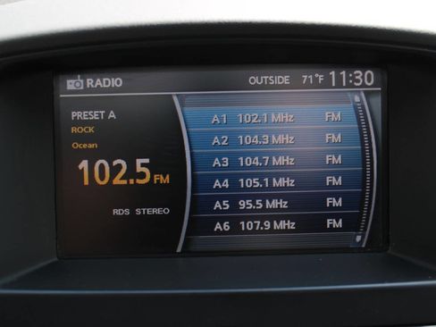 Used 2012 Nissan Pathfinder Silver AWD/4WD image 26