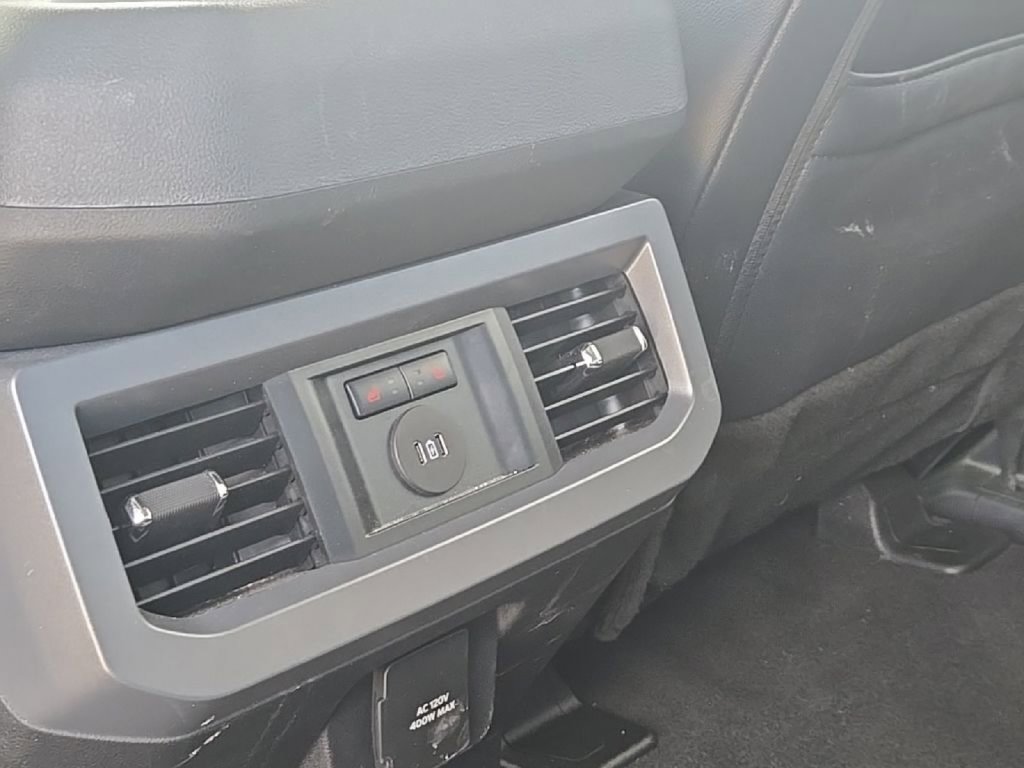 Used 2025 Ford F250 Lariat AWD/4WD image 30