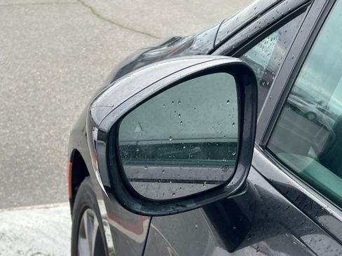 Used 2019 Chrysler Pacifica Touring Plus w/ S Appearance Package image 20