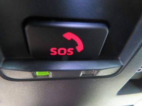 Used 2026 Toyota Camry SE w/ Convenience Package FWD image 26