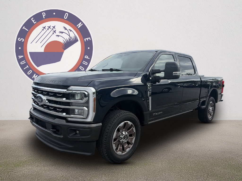 Certified 2024 Ford F250 King Ranch w/ FX4 Off-Road Package AWD/4WD image 2
