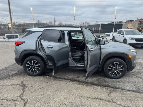 Used 2024 Chevrolet TrailBlazer ACTIV image 8