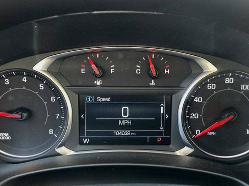 Used 2018 GMC Terrain SLE w/ Driver Convenience Package AWD/4WD image 32