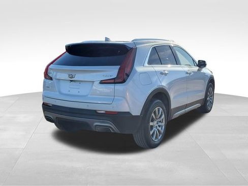 Certified 2023 Cadillac XT4 Premium Luxury w/ Cold Weather Package image 5