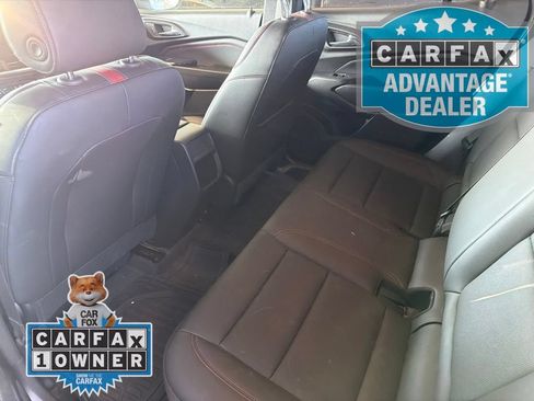 Used 2025 Chevrolet Trax RS w/ Sunroof Package FWD image 10