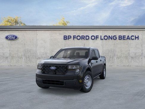 New 2025 Ford Maverick XL image 2