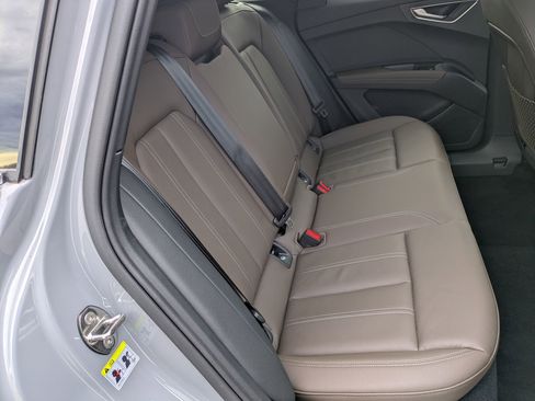 Used 2023 Audi Q4 e-tron Premium w/ Convenience Package image 25