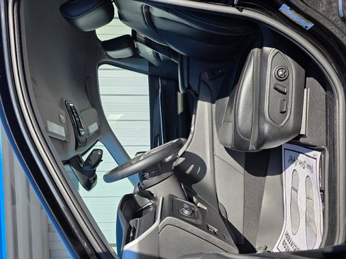 Used 2022 Jeep Grand Cherokee L Limited image 9