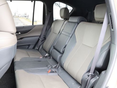 Used 2025 Lexus LX 700h Overtrail image 39